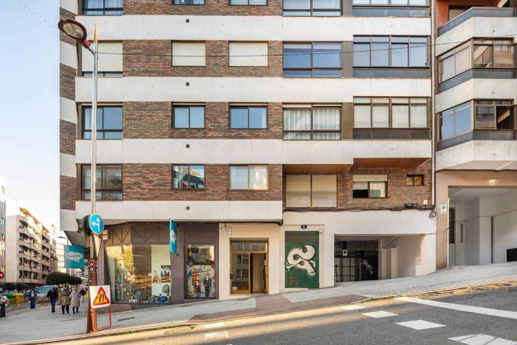 Apartamento Centro De Vigo Con Paking Gratuito Екстериор снимка