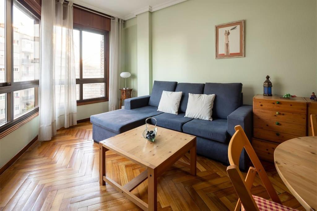 Apartamento Centro De Vigo Con Paking Gratuito Екстериор снимка